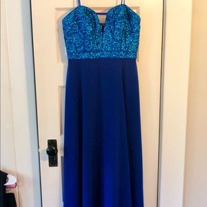 Aidan size 4, long blue sequin dress